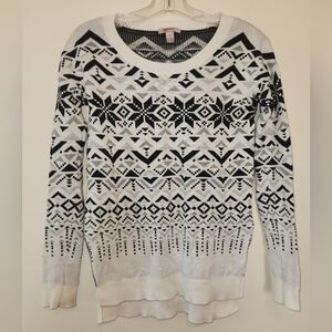 Arizona Jeans Co Sweater Size XS